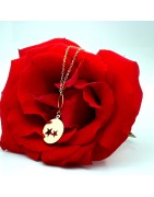 Lantisor cu pandantiv cu stelute din aur galben de 14k